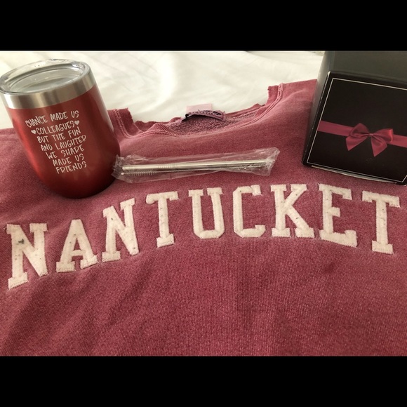🐳”Colleagues” wine 🍷 tumbler in Nantucket Red metallic NEW in box with straw🐳 - Picture 6 of 6